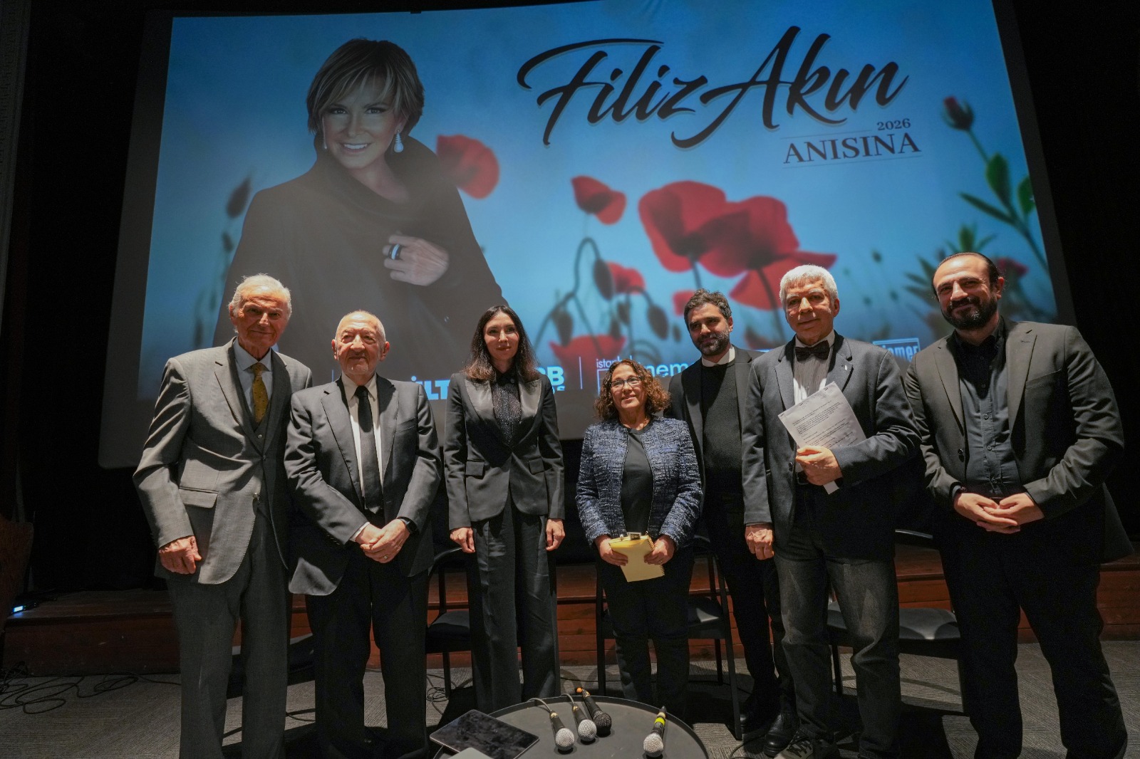 Filiz Akın’a 1. ölüm yıldönümünde duygusal anma
