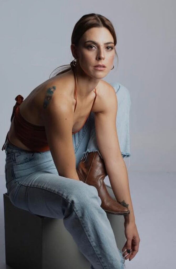 Naz Özgülüş, “Veliaht” dizisinde