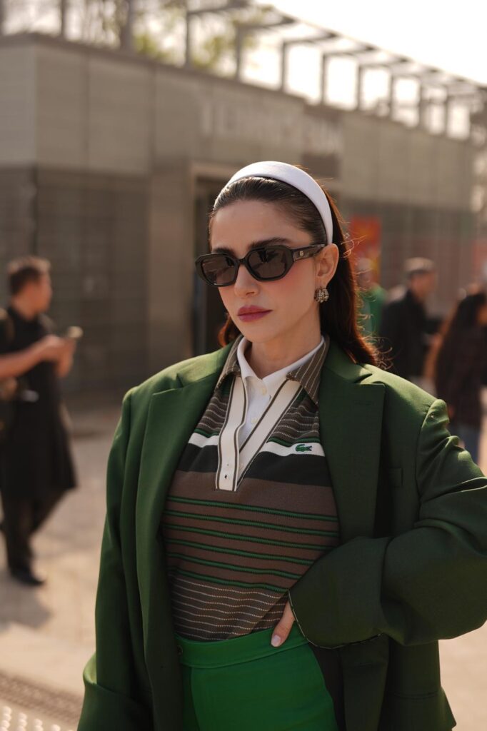 Özge Gürel’in Paris Moda Haftası çıkarması