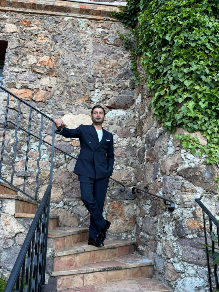 Uzak Şehir’in Cihan’ı Ozan Akbaba’dan Cannes pozları