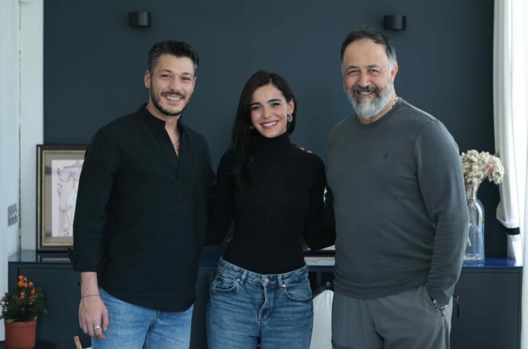 Mercan Köşk’ün okuma provasından ilk kareler kareler