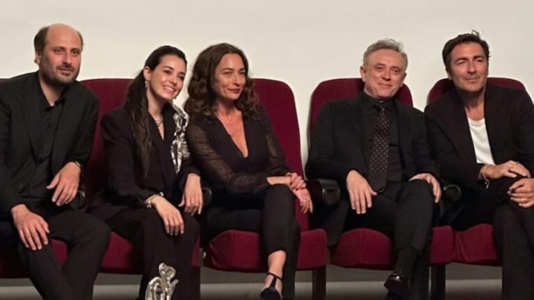 Özgü Namal ve Tansu Biçer Alman Film Ödülleri Lola için Berlin’de