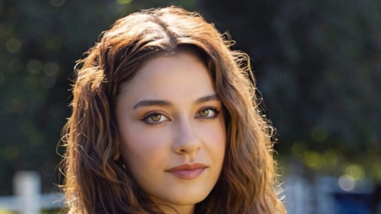 Zehra Kelleci “Mercan Köşk”te