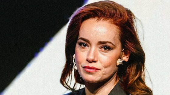 “Cevher” dizisi için Özgü Namal’la görüşülüyor