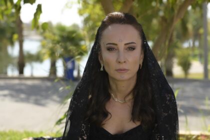 Halef’in Sevde’si Sezin Bozacı “Eski Masal”la anlaştı