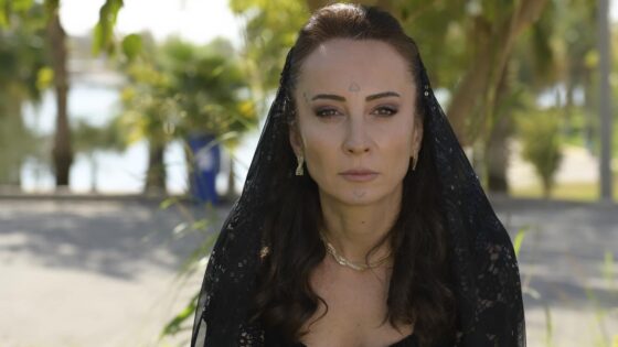 Halef’in Sevde’si Sezin Bozacı “Eski Masal”la anlaştı