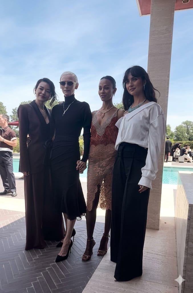 Tuba Büyüküstün’ün Saınt-Tropez çıkarması