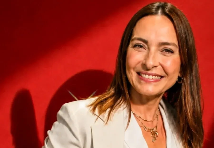 Ayça Bingöl “Aşk ve Taht”ta