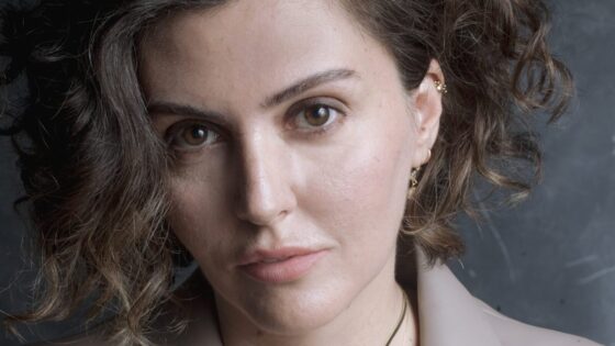 Kral Kaybederse’nin Neslihan’ı İdil Yener “Aşk ve Taht”ta