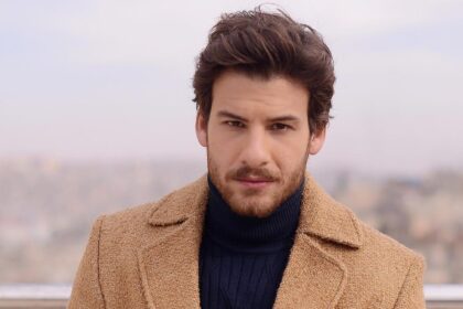 TRT tabii'nin Ateş Denizi dizisinde Erdem Kaynarca'nın yerine Mustafa Mert Koç geldi