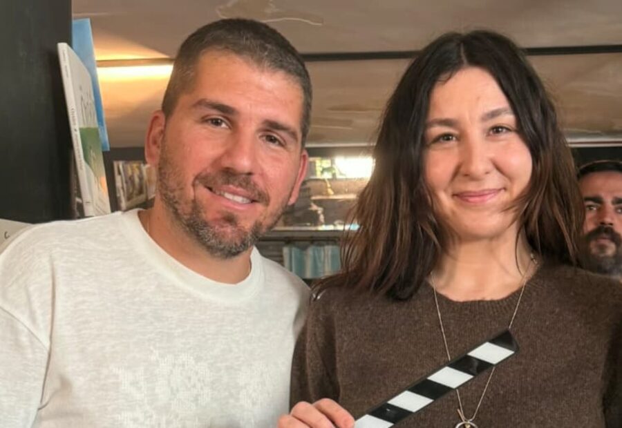 Yasemin Sakallıoğlu’nun başrolünde olduğu “Düğün Şarkıcısı” filmi sete çıktı