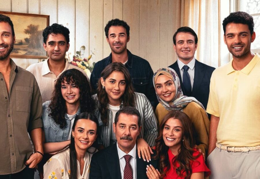 “Evlilik Güzeldir” dizisinin afişi görücüye çıktı