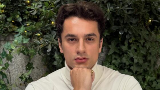 Emir Sarıhan “Daha 17” dizisinde