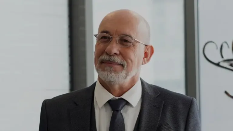 Erdal Küçükkömürcü “Daha “17”de