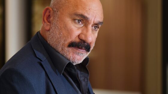 Mustafa Avkıran “Uzak Şehir” dizisinde