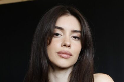 Türkiye Güzeli Nursena Say “Gönül Dağı”nda