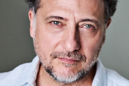 Yiğit Özşener "Düğün Şarkıcısı" filminin Muzaffer'i oldu