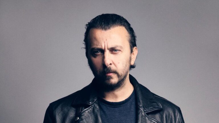 Ali Atay, OGM Pictures’ın ilk sinema filmi  “Köpek Balıkları”na hazırlanıyor