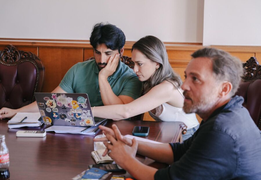Dikey dizi “Son Tarife” sete çıktı
